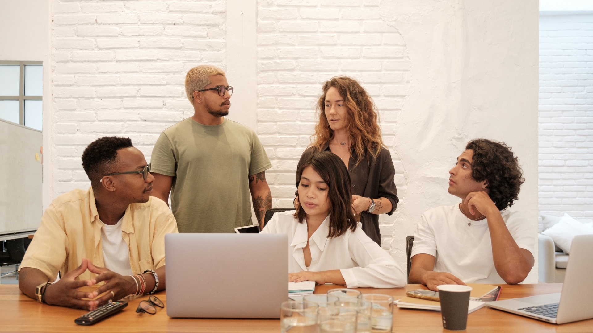 What Affiliates Need To Know About Google’s 2025 Healthcare Ad Update