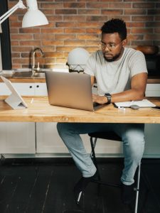 What Affiliates Need To Know About Google’s 2025 Healthcare Ad Update