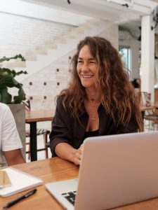 What Affiliates Need To Know About Google’s 2025 Healthcare Ad Update